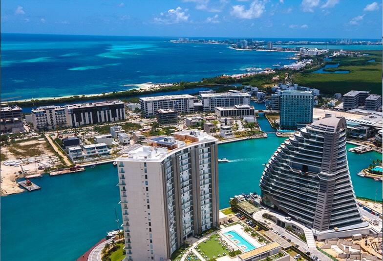 Shark Tower Puerto Cancún