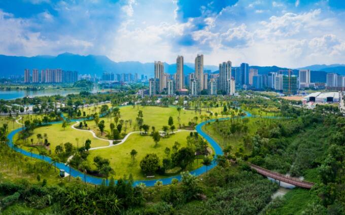 Asóciate con un líder en sustentabilidad